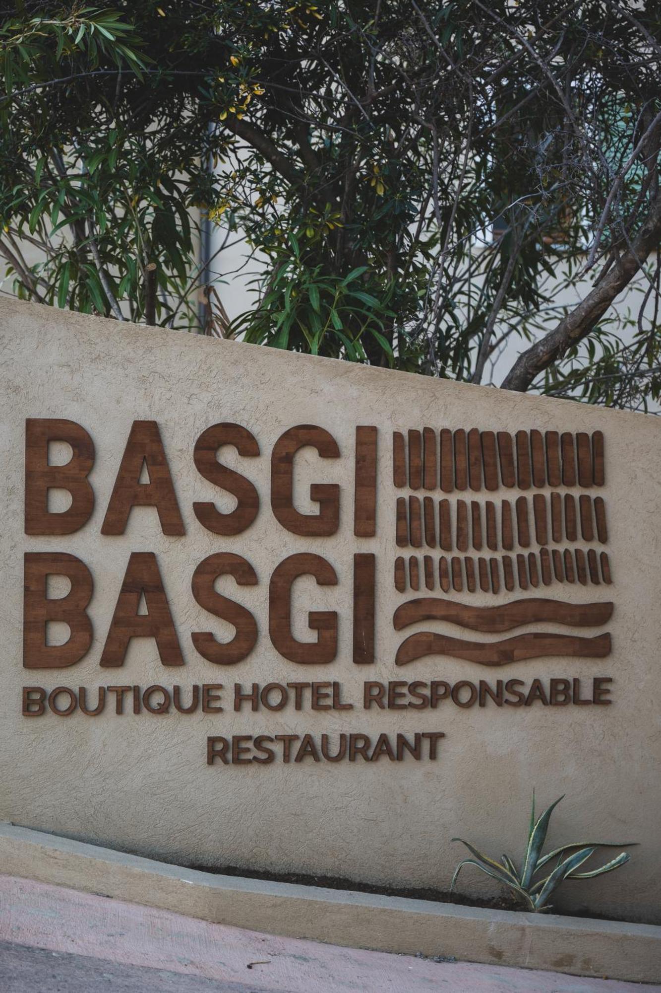 Boutique Hotel Responsable Et Restaurant Basgi Basgi Saint-Florent  Buitenkant foto