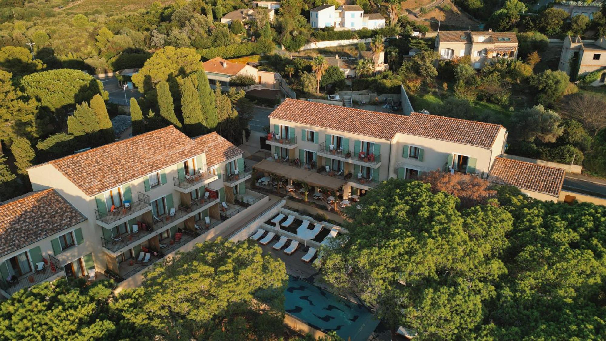 Boutique Hotel Responsable Et Restaurant Basgi Basgi Saint-Florent  Buitenkant foto